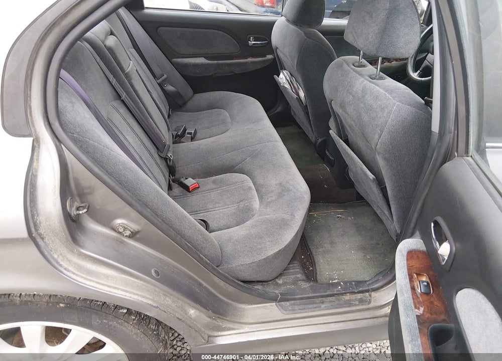 2003 HYUNDAI SONATA GLS/LX VIN: KMHWF35H43A874158