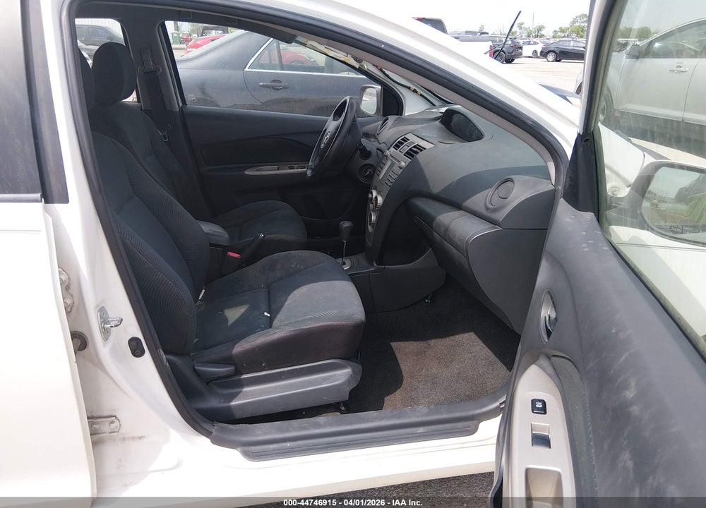2010 TOYOTA YARIS VIN: JTDBT4K30A4075791