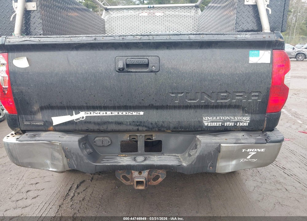 2014 TOYOTA TUNDRA SR5 5.7L V8 VIN: 5TFUY5F11EX336293