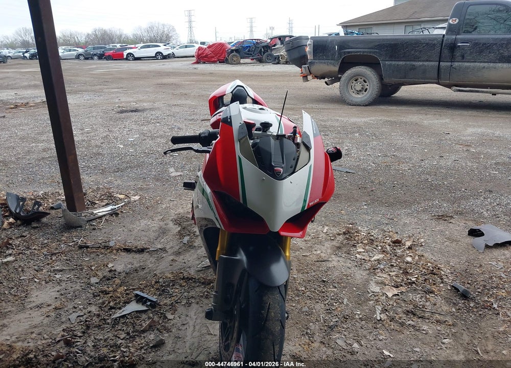 2018 DUCATI PANIGALE V4/V4S/V4S SPECIALE VIN: ZDMDAGNW7JB004528