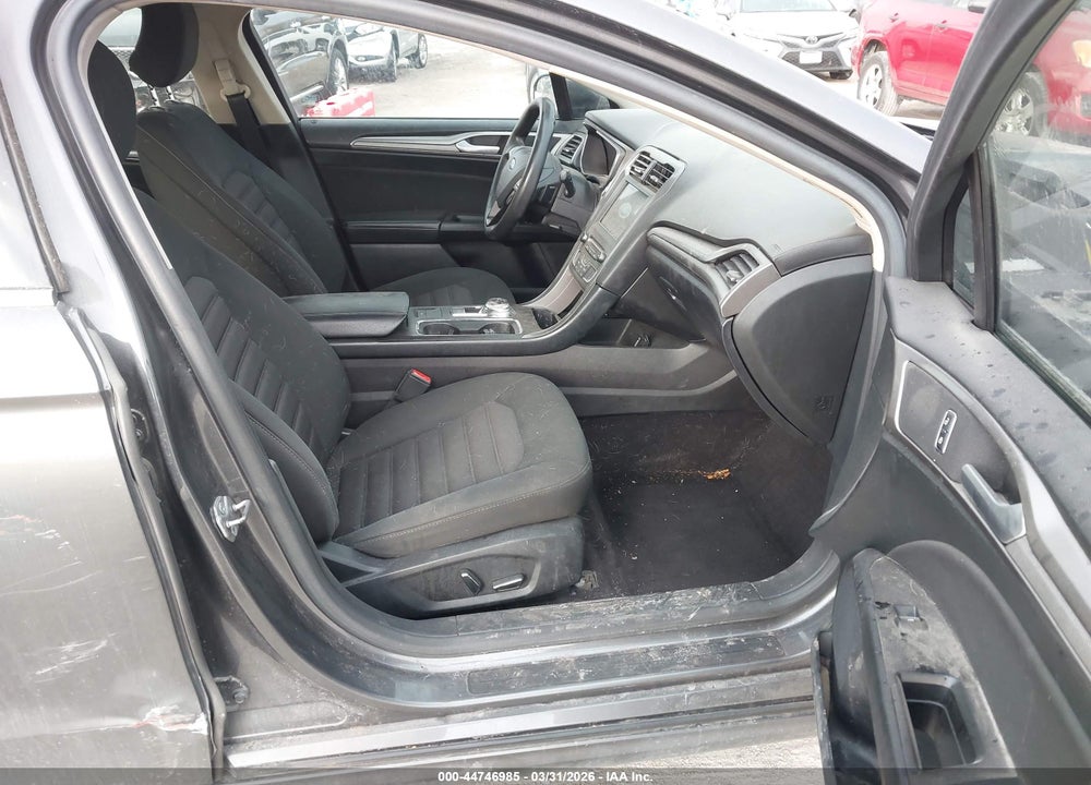 2017 FORD FUSION SE VIN: 3FA6P0HD2HR103659