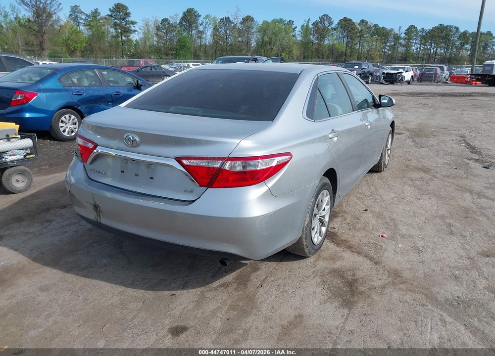 2017 TOYOTA CAMRY LE VIN: 4T1BF1FK7HU377964