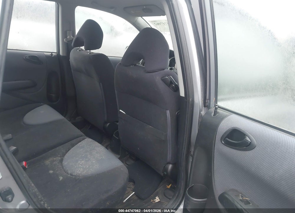 2007 HONDA FIT S VIN: JHMGD37617S065256