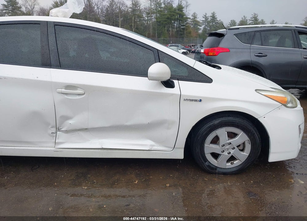 2011 TOYOTA PRIUS FOUR VIN: JTDKN3DU9B5314454
