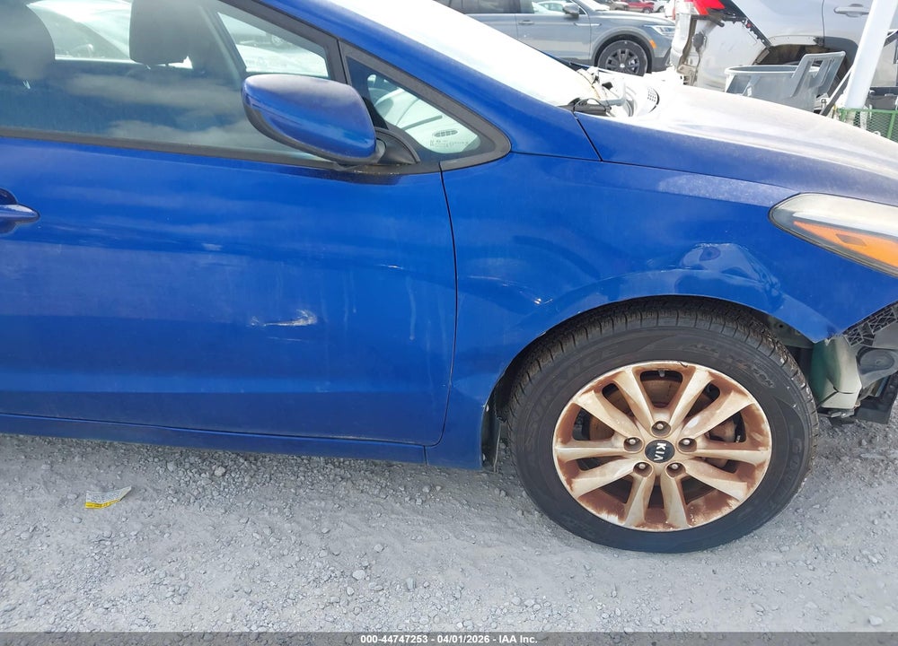 2017 KIA FORTE S VIN: 3KPFL4A78HE126095