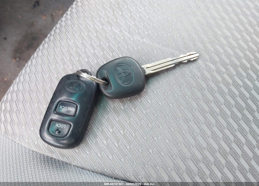 2006 TOYOTA HIGHLANDER HYBRID V6 VIN: JTEDW21A460004480