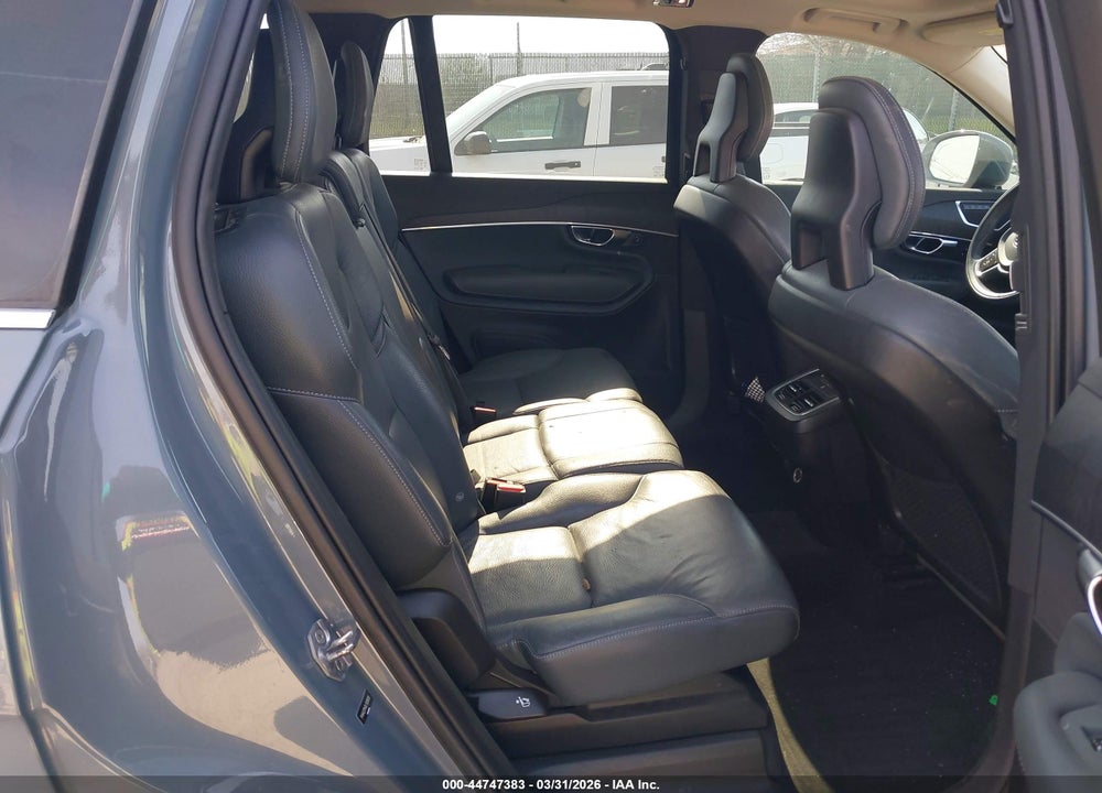 2020 VOLVO XC90 T6 MOMENTUM 7 PASSENGER VIN: YV4A22PK0L1539330
