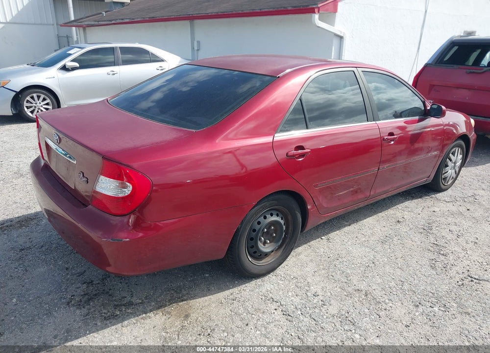2002 TOYOTA CAMRY XLE VIN: 4T1BE32K62U065694