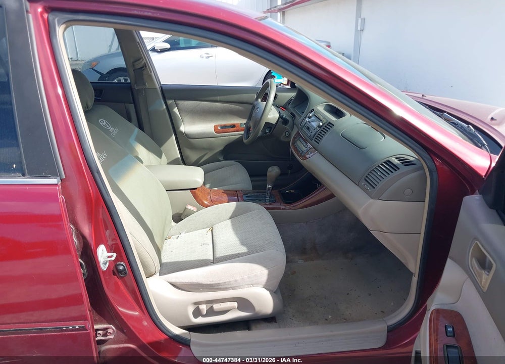2002 TOYOTA CAMRY XLE VIN: 4T1BE32K62U065694