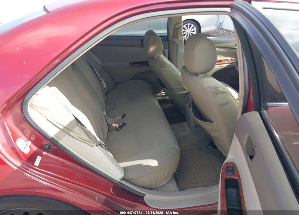 2002 TOYOTA CAMRY XLE VIN: 4T1BE32K62U065694