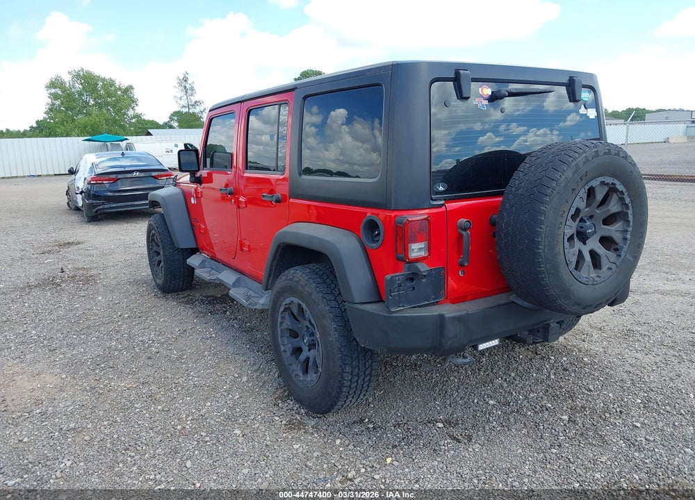 2015 JEEP WRANGLER UNLIMITED SPORT VIN: 1C4BJWDG4FL754204