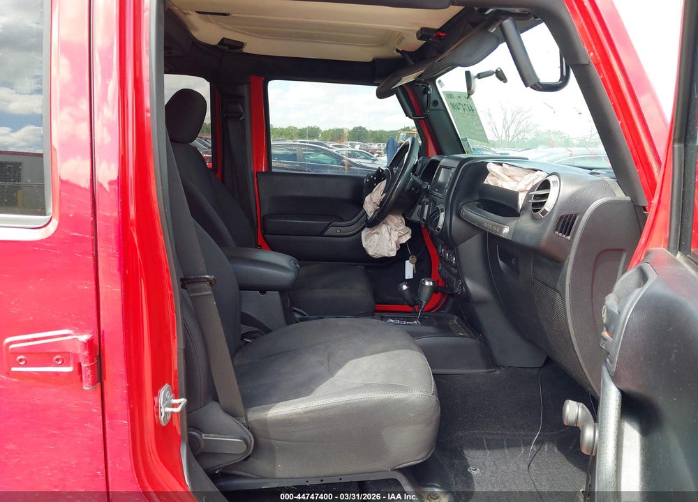 2015 JEEP WRANGLER UNLIMITED SPORT VIN: 1C4BJWDG4FL754204