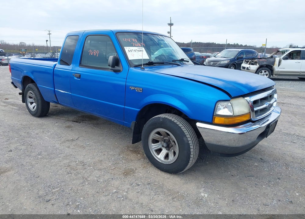 2000 FORD RANGER XLT VIN: 1FTYR14X0YTB02575