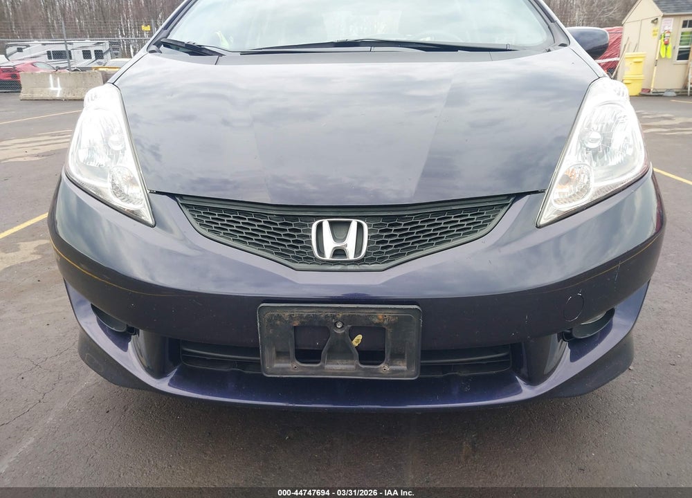 2010 HONDA FIT SPORT VIN: JHMGE8H43AC032381