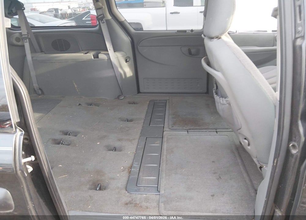 2007 DODGE GRAND CARAVAN SXT VIN: 2D4GP44L67R117252