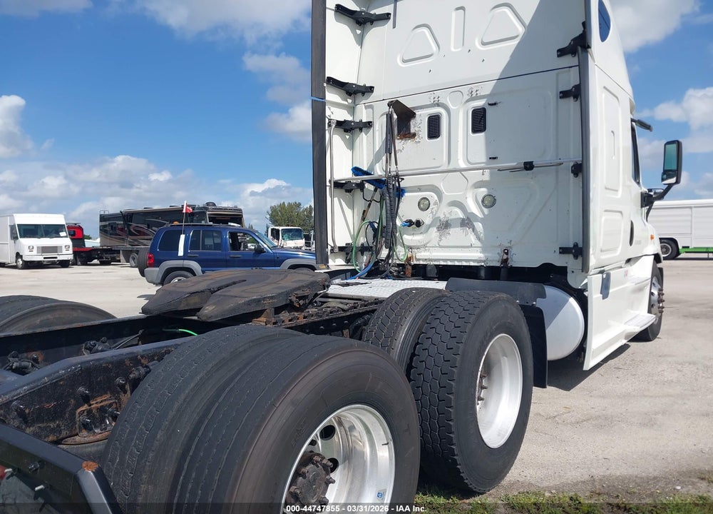 2016 FREIGHTLINER CASCADIA 113 VIN: 3AKJGHDV8GSHK5472