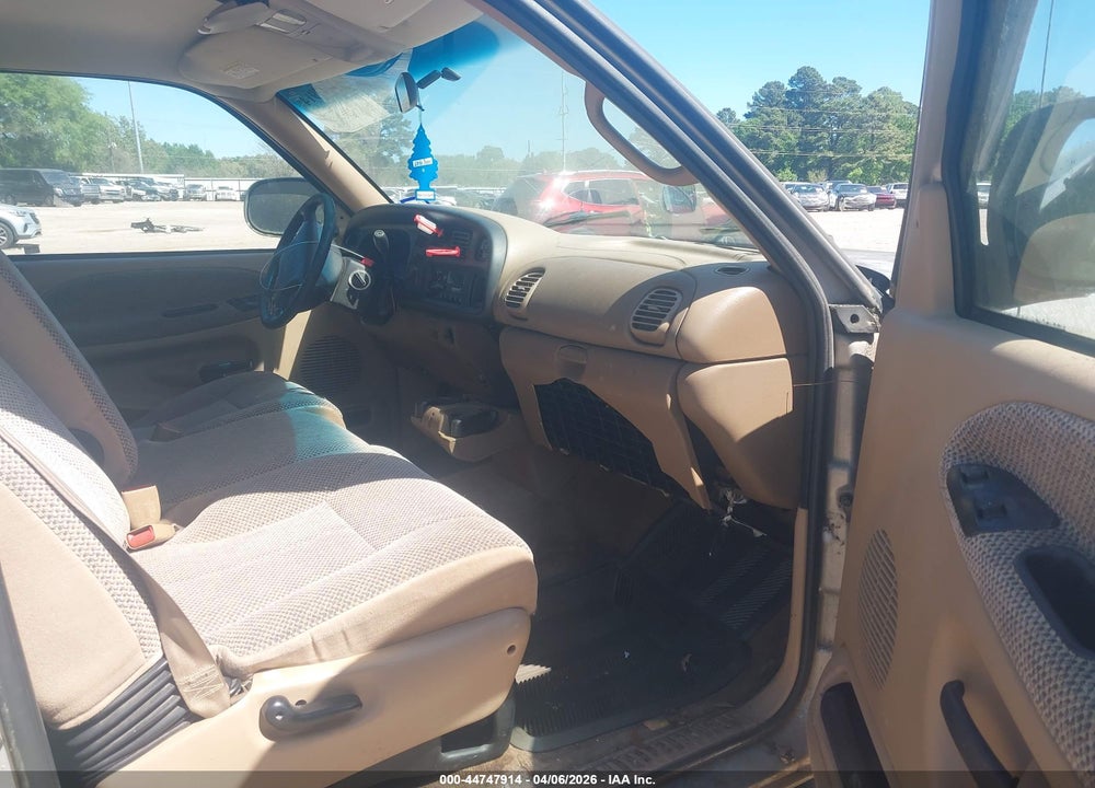 2000 DODGE RAM 1500 ST VIN: 3B7HC13Y5YM233950