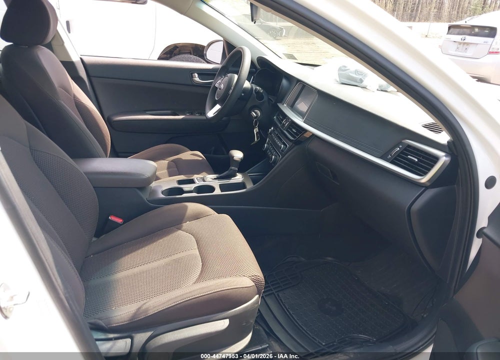 2020 KIA OPTIMA LX VIN: 5XXGT4L39LG397682