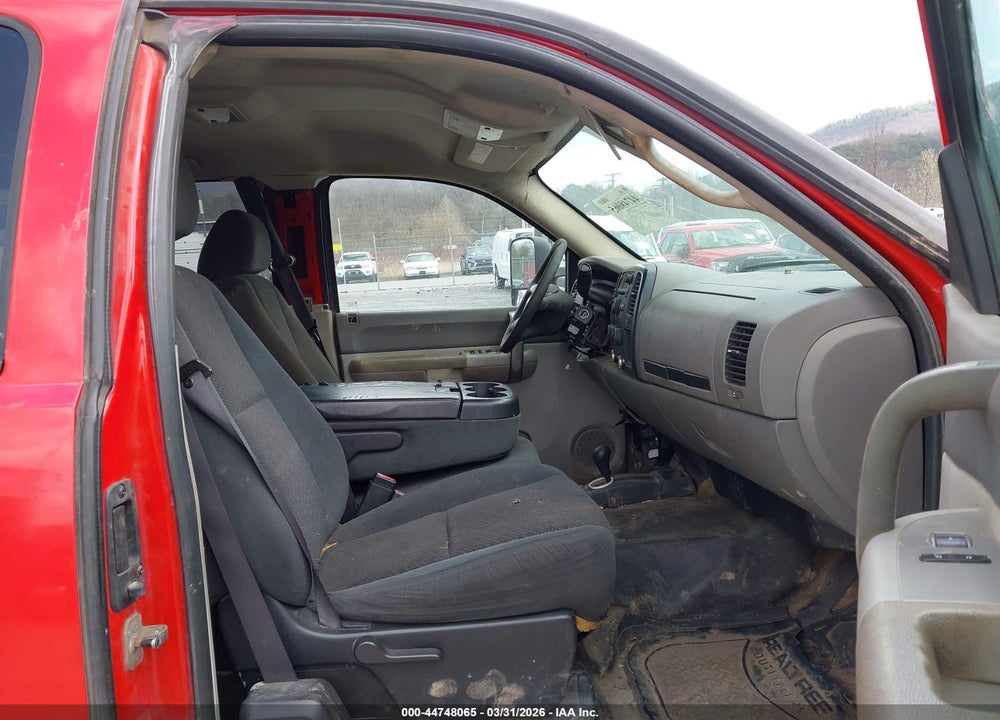 2008 CHEVROLET SILVERADO 3500HD WORK TRUCK VIN: 1GCHK39K08E113206