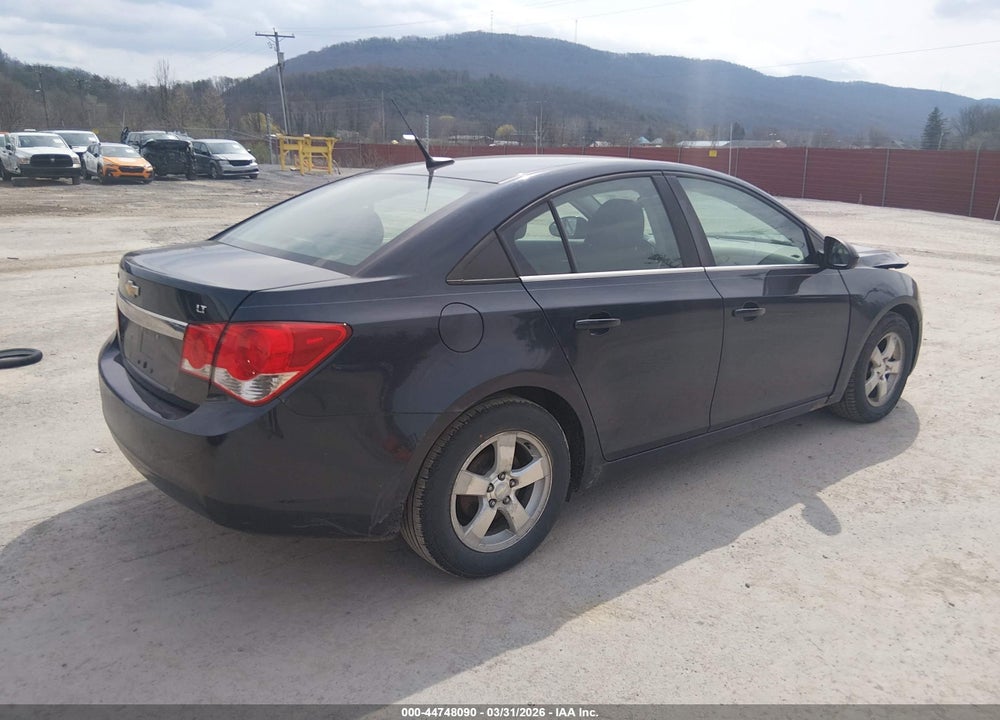 2014 CHEVROLET CRUZE 1LT AUTO VIN: 1G1PC5SB4E7233064