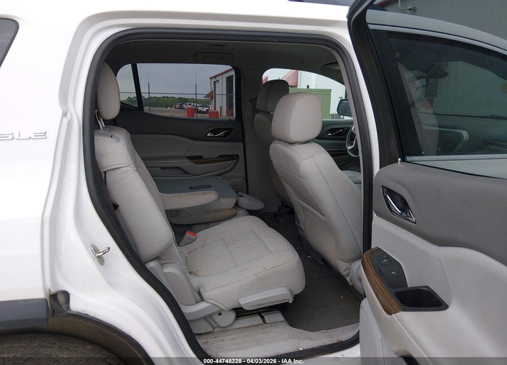 2018 GMC ACADIA SLE-2 VIN: 1GKKNLLA3JZ110218