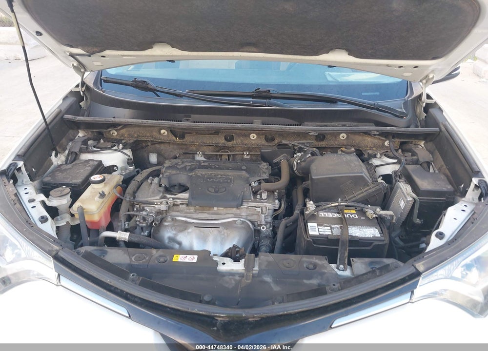 2018 TOYOTA RAV4 XLE VIN: JTMWFREV9JJ744693