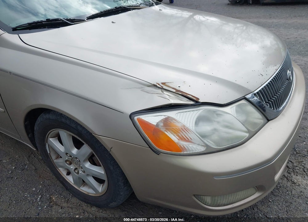 2000 TOYOTA AVALON XLS VIN: 4T1BF28B7YU026605