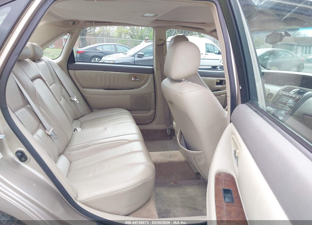 2000 TOYOTA AVALON XLS VIN: 4T1BF28B7YU026605