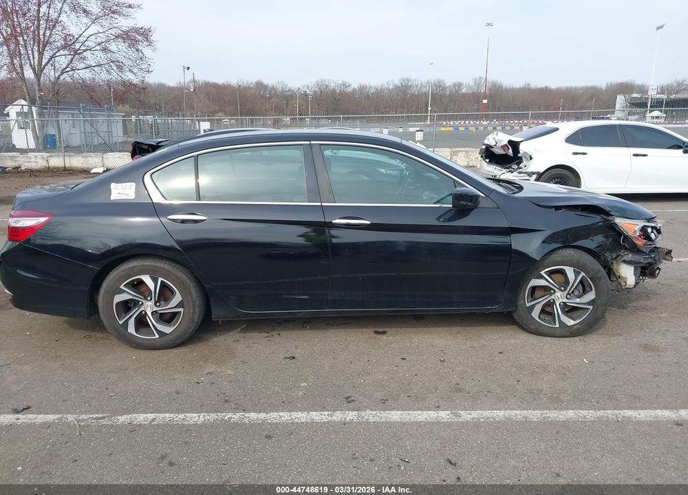 2017 HONDA ACCORD SEDAN VIN: 1HGCR2F31HA255599