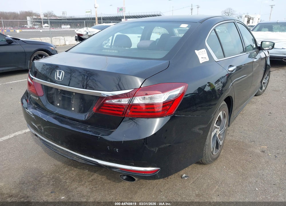 2017 HONDA ACCORD SEDAN VIN: 1HGCR2F31HA255599