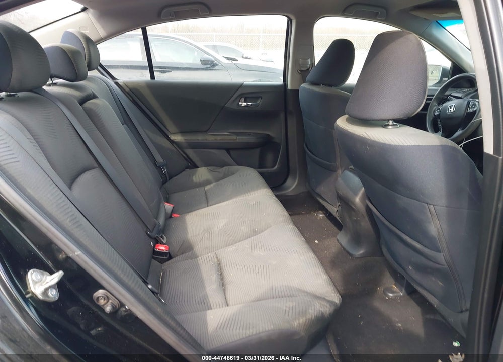 2017 HONDA ACCORD SEDAN VIN: 1HGCR2F31HA255599