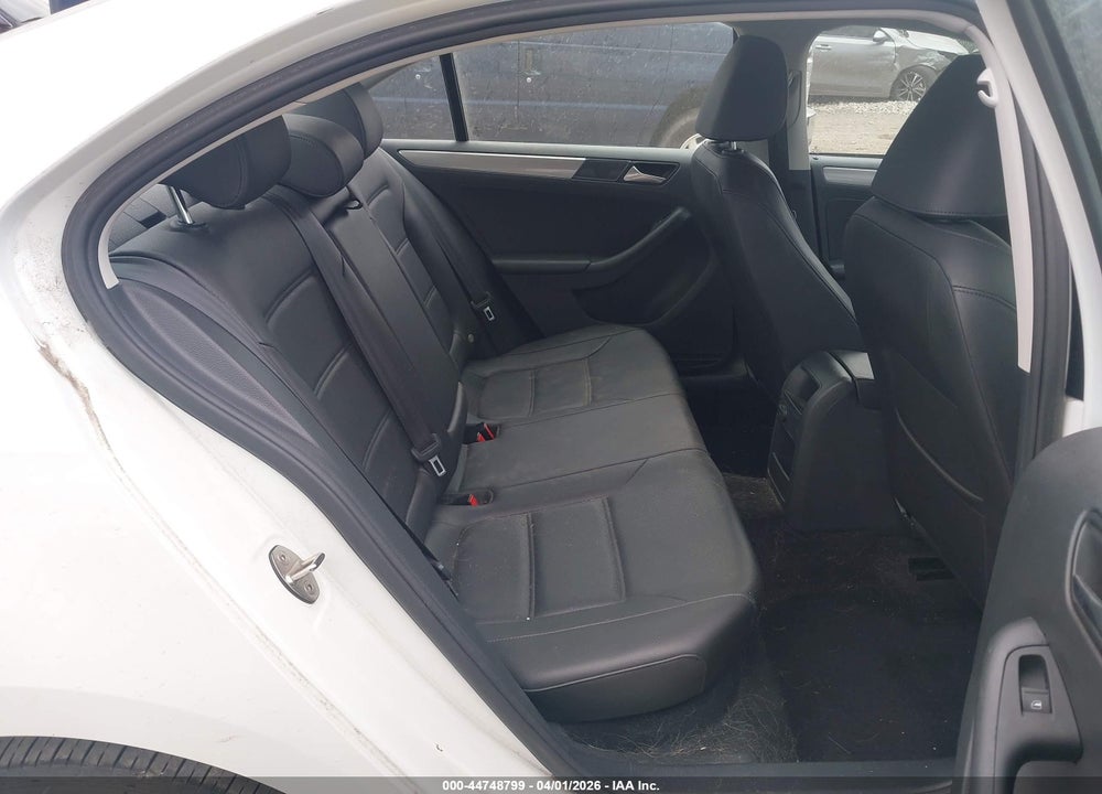 2017 VOLKSWAGEN JETTA 1.4T SE VIN: 3VWDB7AJ5HM400024