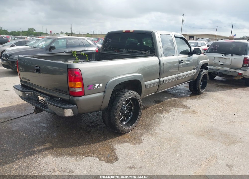 2001 CHEVROLET SILVERADO 1500 LS VIN: 2GCEK19T911400373