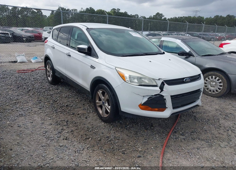 2016 FORD ESCAPE S VIN: 1FMCU0F7XGUA42390