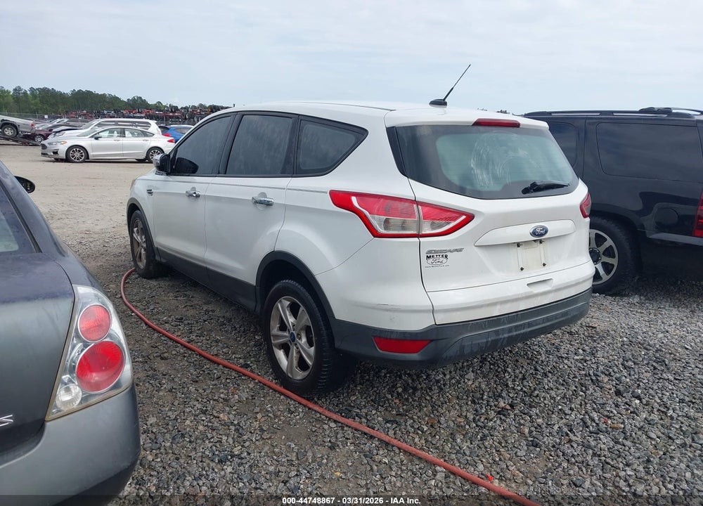 2016 FORD ESCAPE S VIN: 1FMCU0F7XGUA42390
