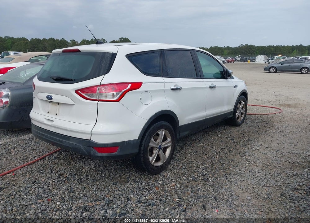 2016 FORD ESCAPE S VIN: 1FMCU0F7XGUA42390