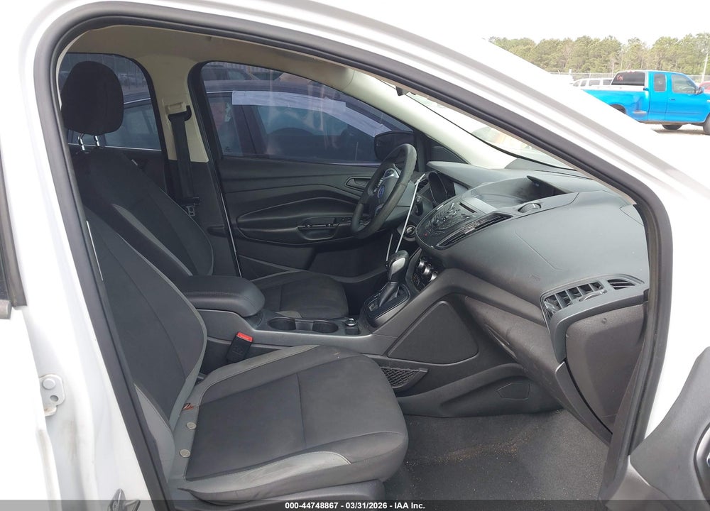 2016 FORD ESCAPE S VIN: 1FMCU0F7XGUA42390