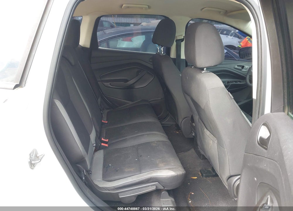 2016 FORD ESCAPE S VIN: 1FMCU0F7XGUA42390