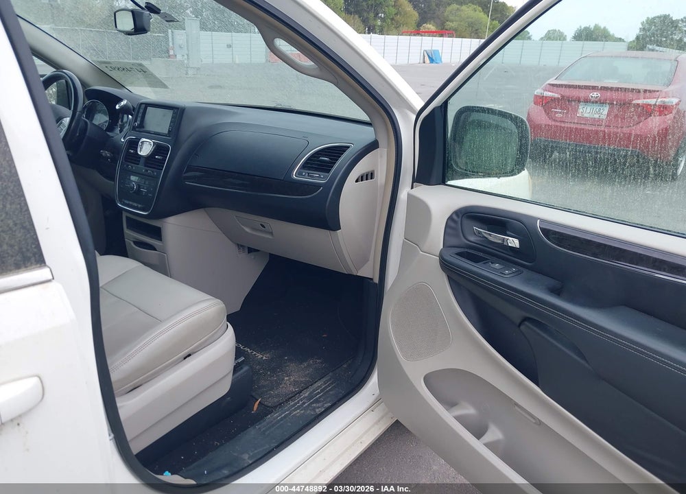 2013 CHRYSLER TOWN & COUNTRY TOURING VIN: 2C4RC1BG4DR539103