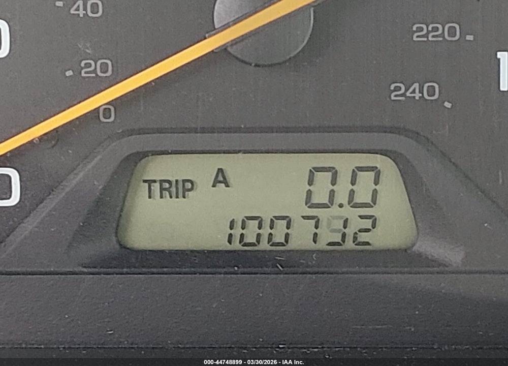 2001 HONDA ACCORD 3.0 EX VIN: 1HGCG165X1A014082