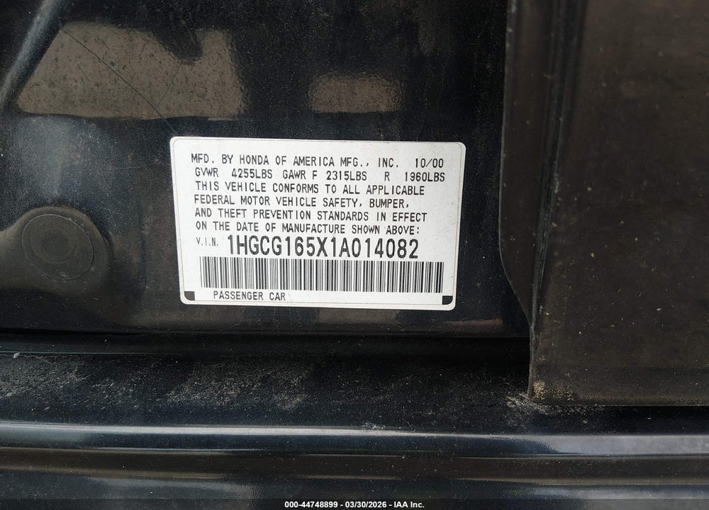 2001 HONDA ACCORD 3.0 EX VIN: 1HGCG165X1A014082