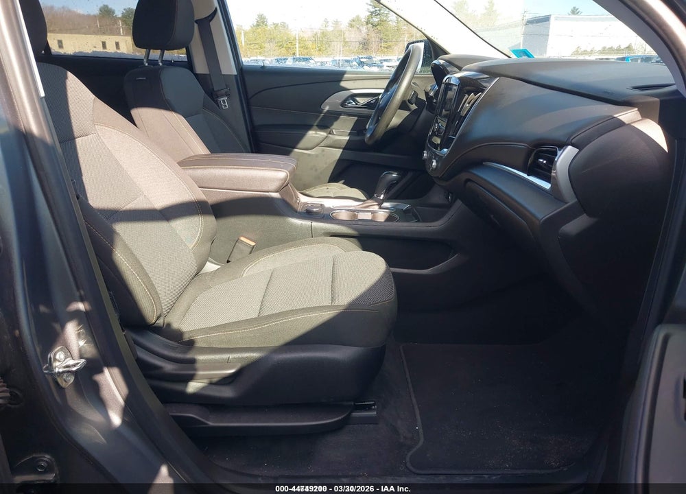 2020 CHEVROLET TRAVERSE AWD LS VIN: 1GNEVFKW1LJ104546