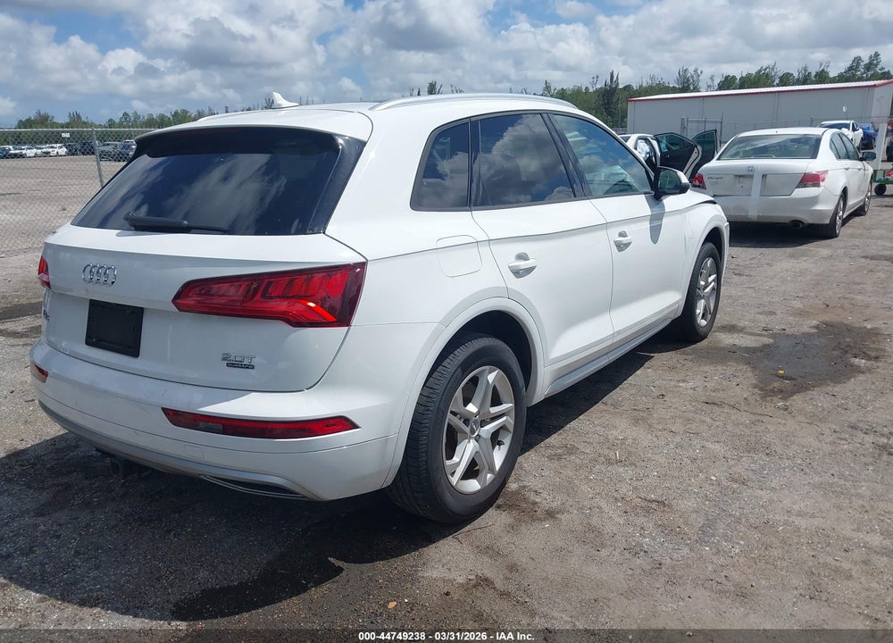 2018 AUDI Q5 2.0T PREMIUM/2.0T TECH PREMIUM VIN: WA1ANAFY6J2009780