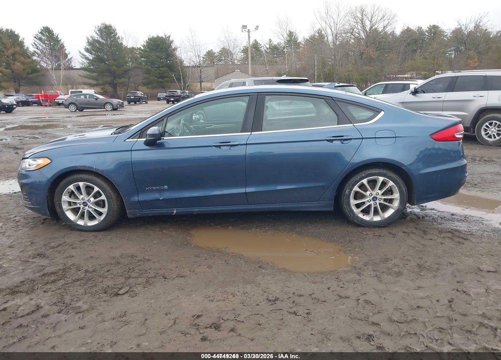 2019 FORD FUSION HYBRID SE VIN: 3FA6P0LUXKR211610