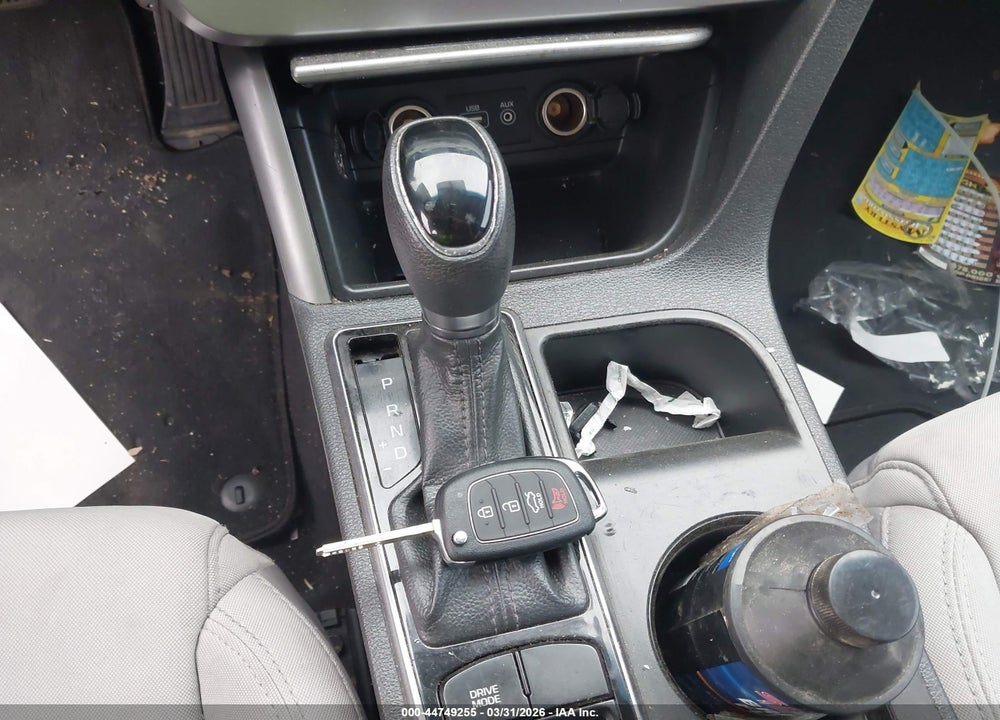 2015 HYUNDAI SONATA SE VIN: 5NPE24AFXFH180772