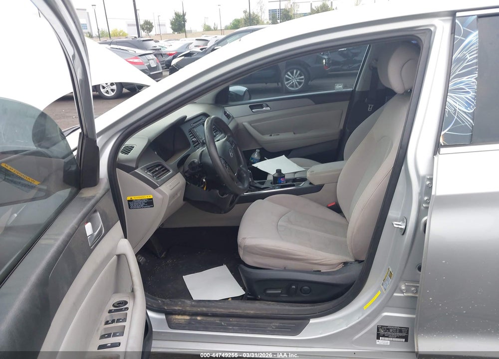 2015 HYUNDAI SONATA SE VIN: 5NPE24AFXFH180772
