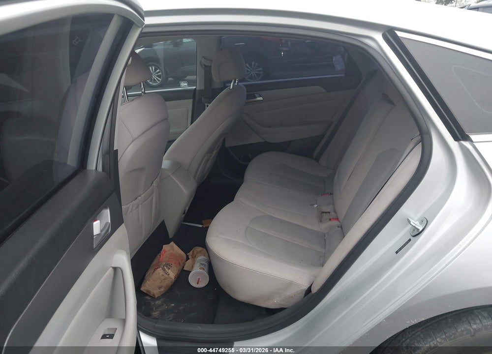 2015 HYUNDAI SONATA SE VIN: 5NPE24AFXFH180772