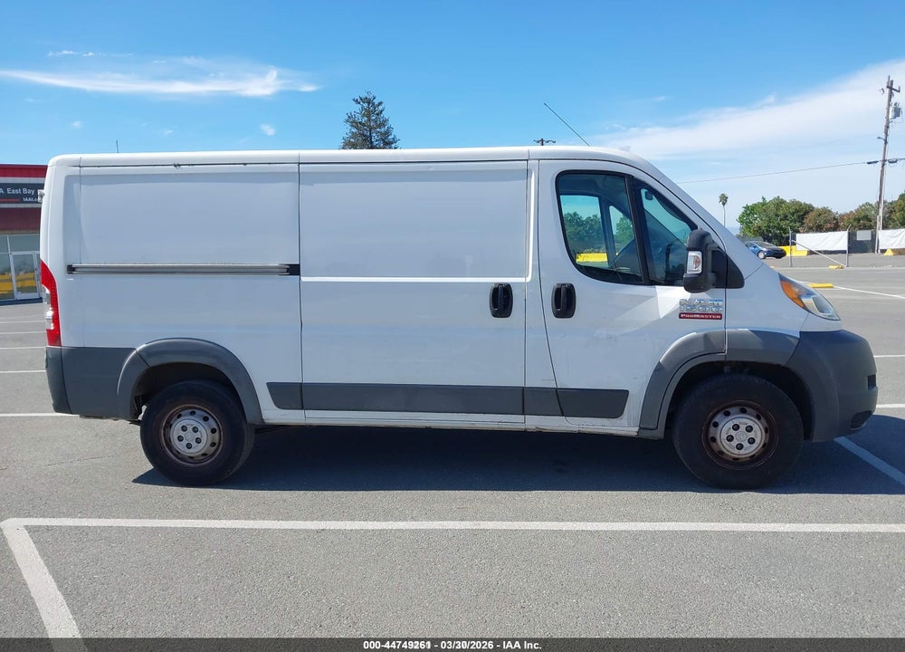 2018 RAM PROMASTER 1500 LOW ROOF 136 WB VIN: 3C6TRVAG7JE147329