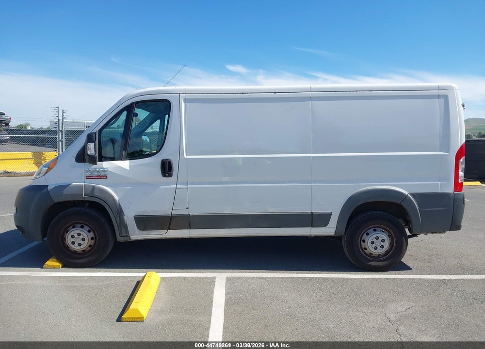 2018 RAM PROMASTER 1500 LOW ROOF 136 WB VIN: 3C6TRVAG7JE147329