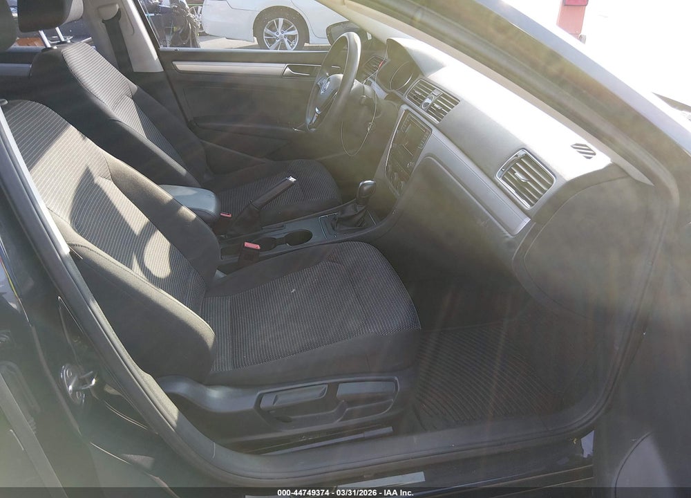 2017 VOLKSWAGEN PASSAT 1.8T S VIN: 1VWAT7A37HC034442